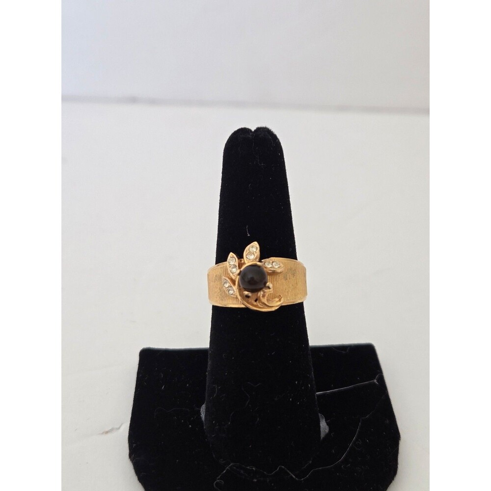 14k HGE Tigers eye ring rhinestones size 7.5 great condition